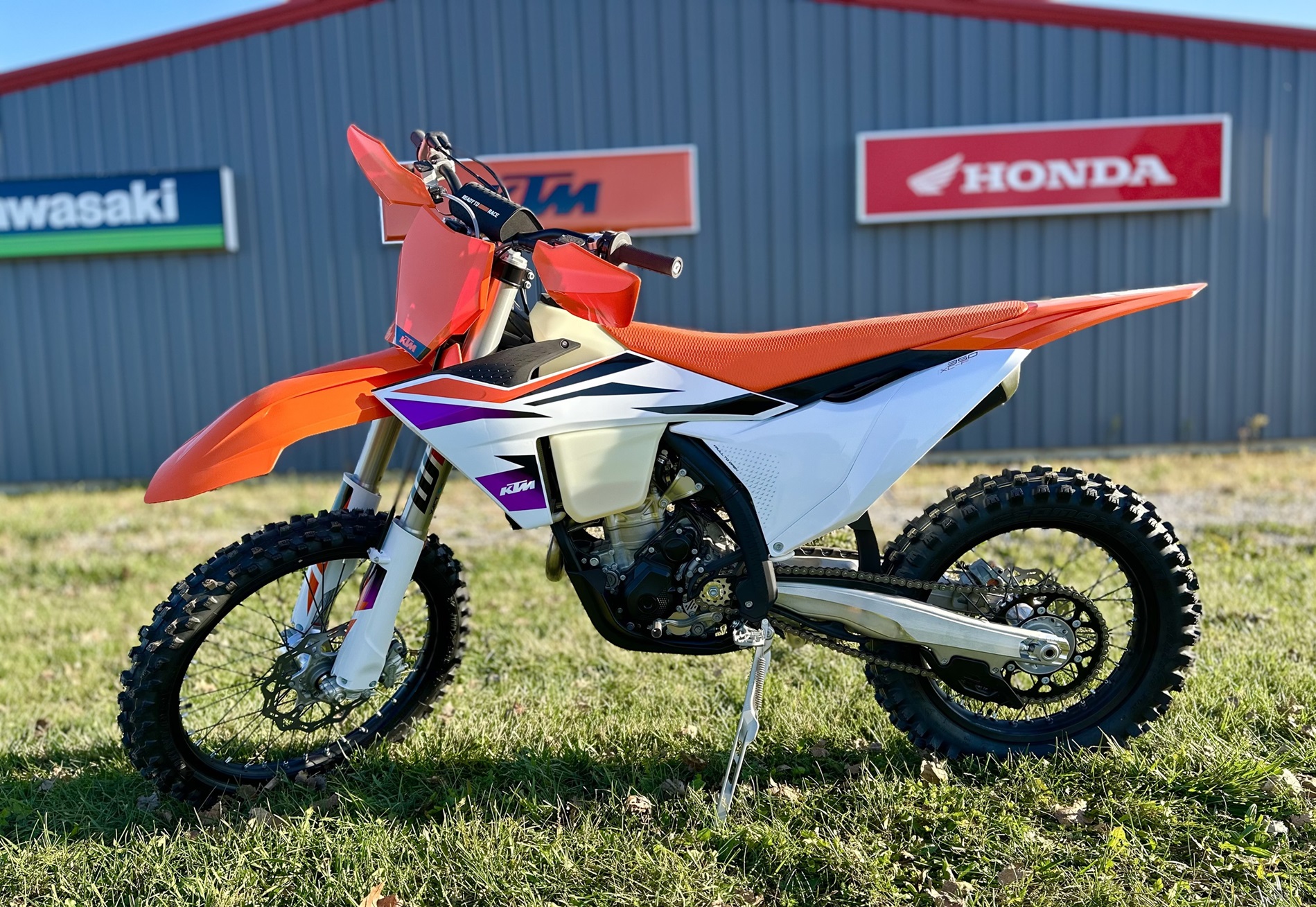24350XCF 2024 KTM 350 XC-F - Image 1